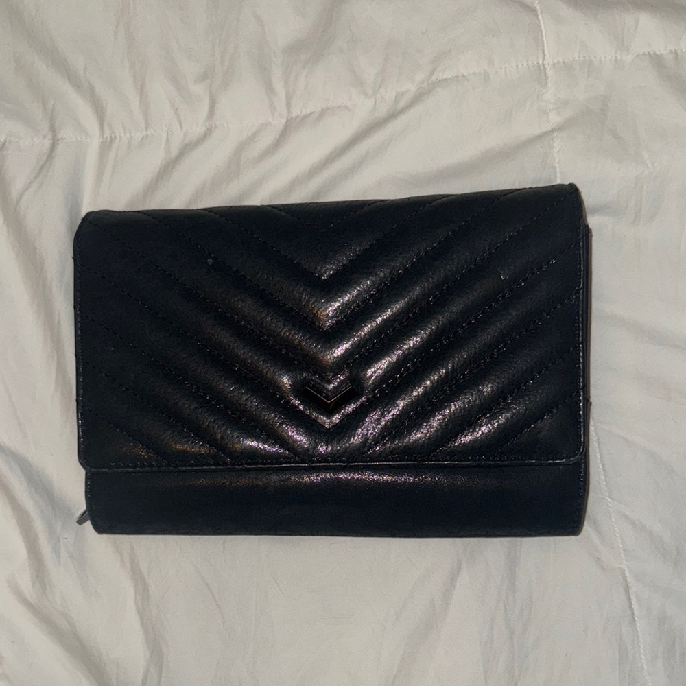 Black Quilted Chain Shoulder Bag - Picture 5 of 5